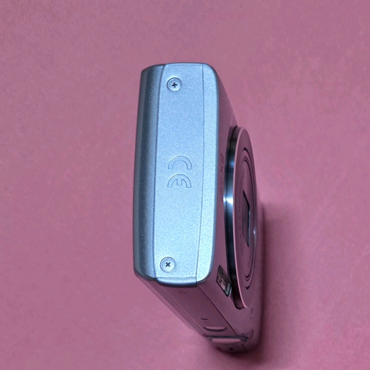 캐논 익서스 145와 동일한ELPH135 디카 민트급 이미지