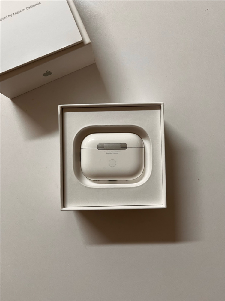 에어팟 프로2 이미지