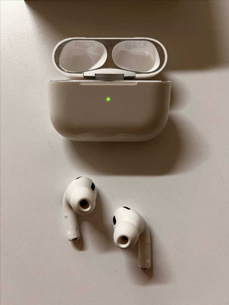 에어팟 프로2 이미지