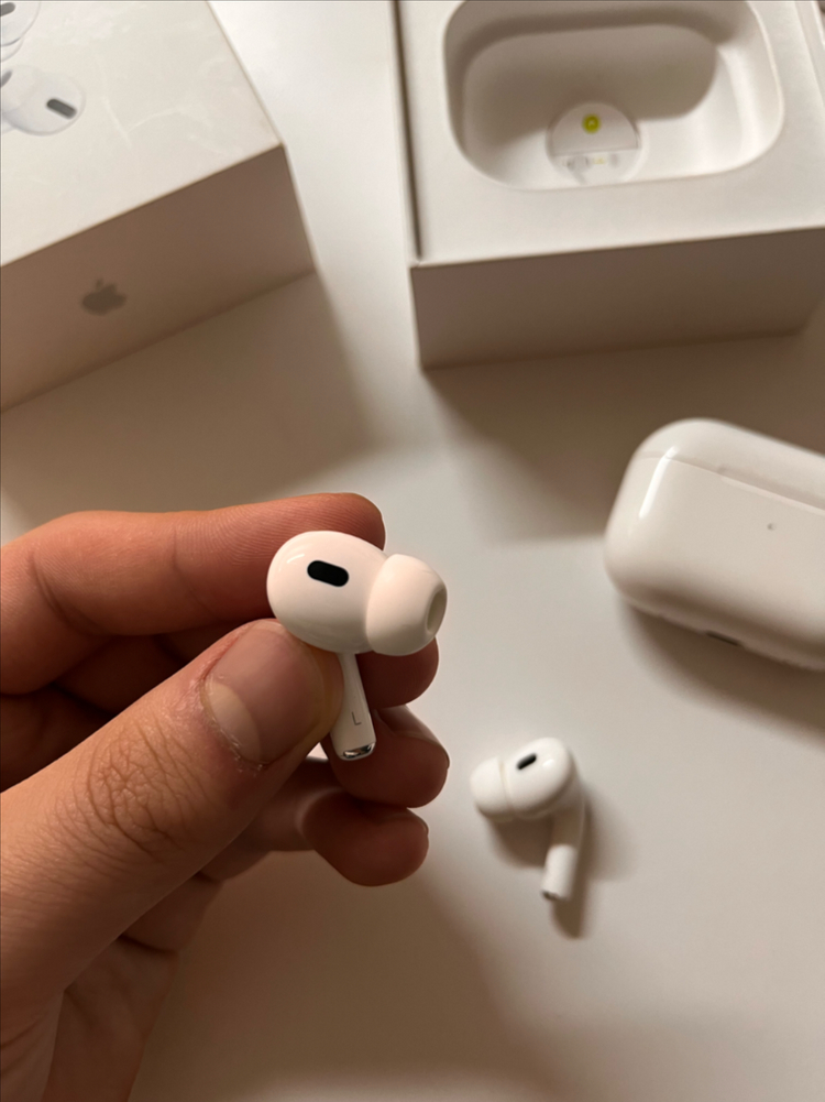 에어팟 프로2 이미지