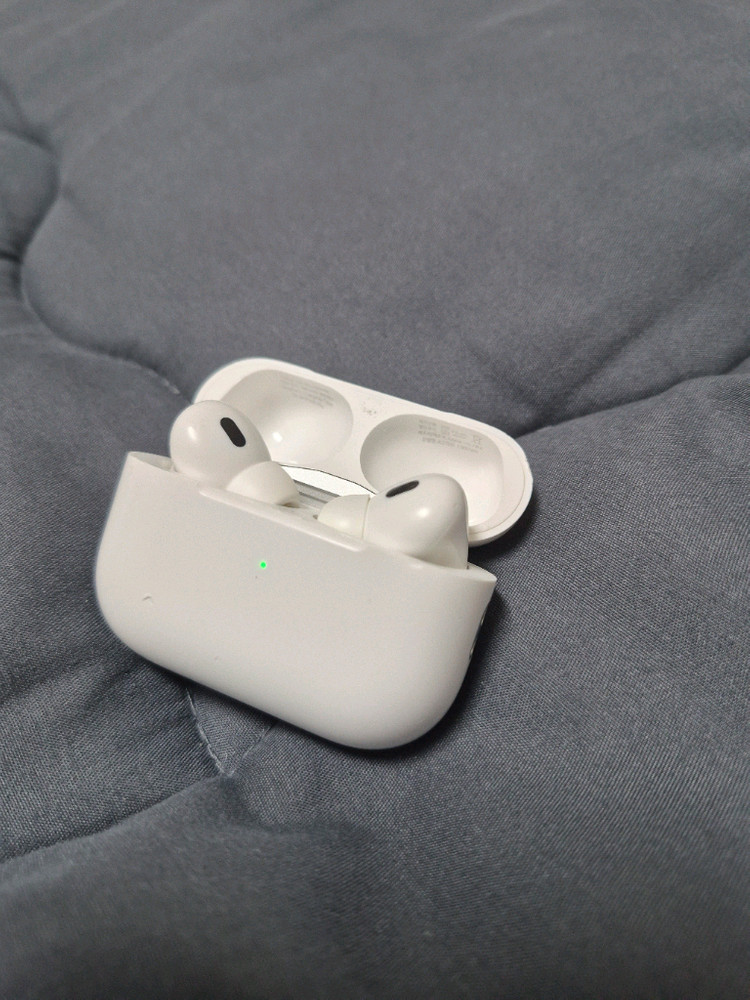 에어팟 프로 2세대 풀박스 충전선 제외 이미지