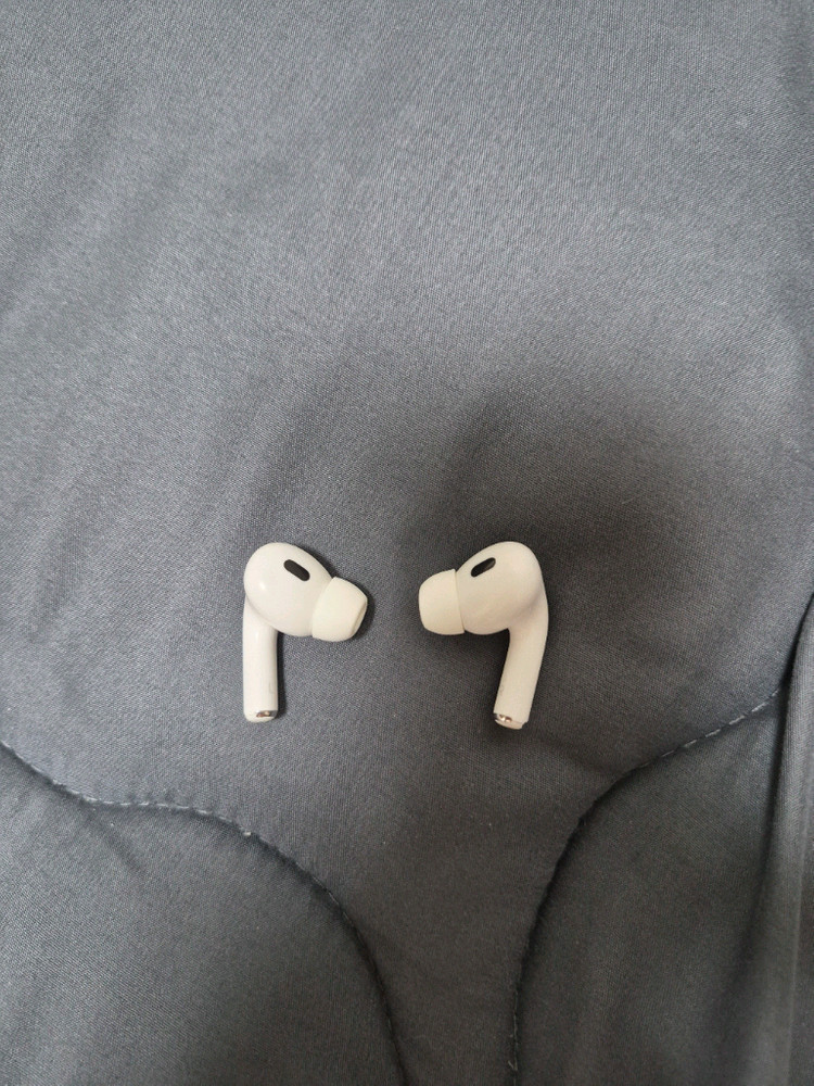 에어팟 프로 2세대 풀박스 충전선 제외 이미지