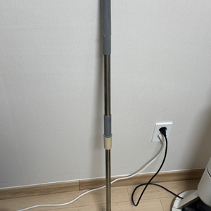 바닥 물기제거 물밀대 롱 스퀴즈 밀대 스퀴지 화장실 욕실 막대 물끌개 7000원 이미지