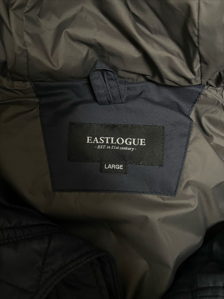 이스트로그 유틸리티 패딩 네이비 L 이미지