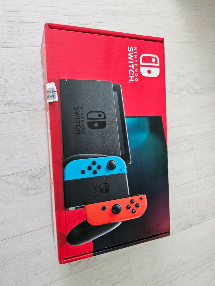 닌텐도 스위치 1세대(HAC001(-01) 풀박스 (일괄판매만)) 이미지