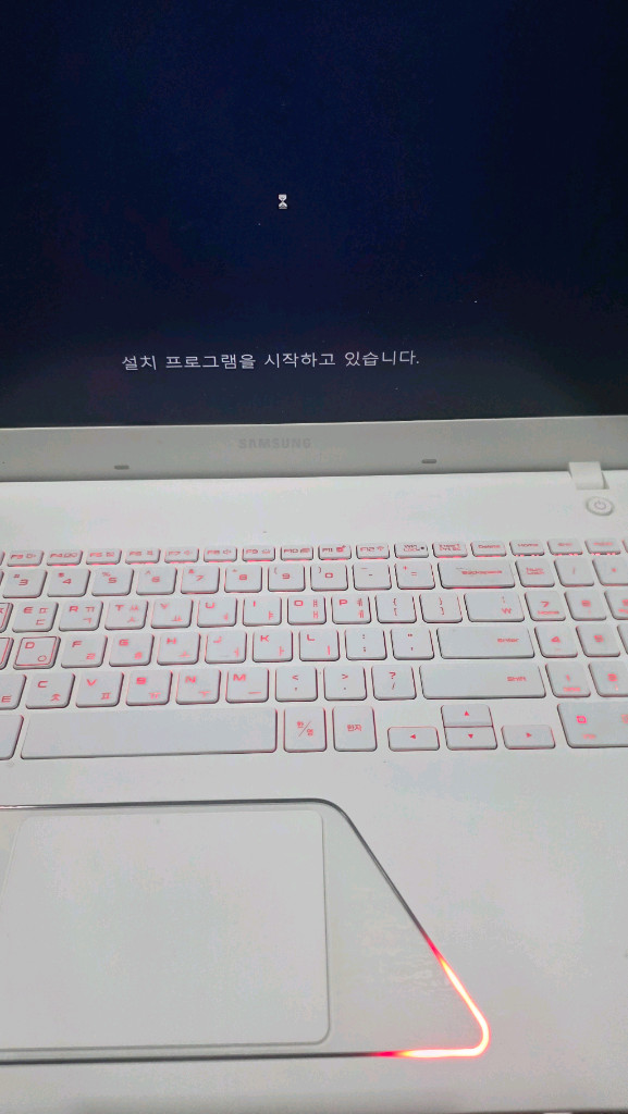 게이밍 노트북 삼성 nt800g5m 오디세이 gtx 1050 입니다 이미지
