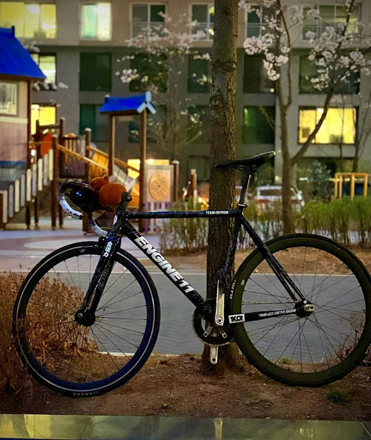 엔진11팀에디션 대차 이미지