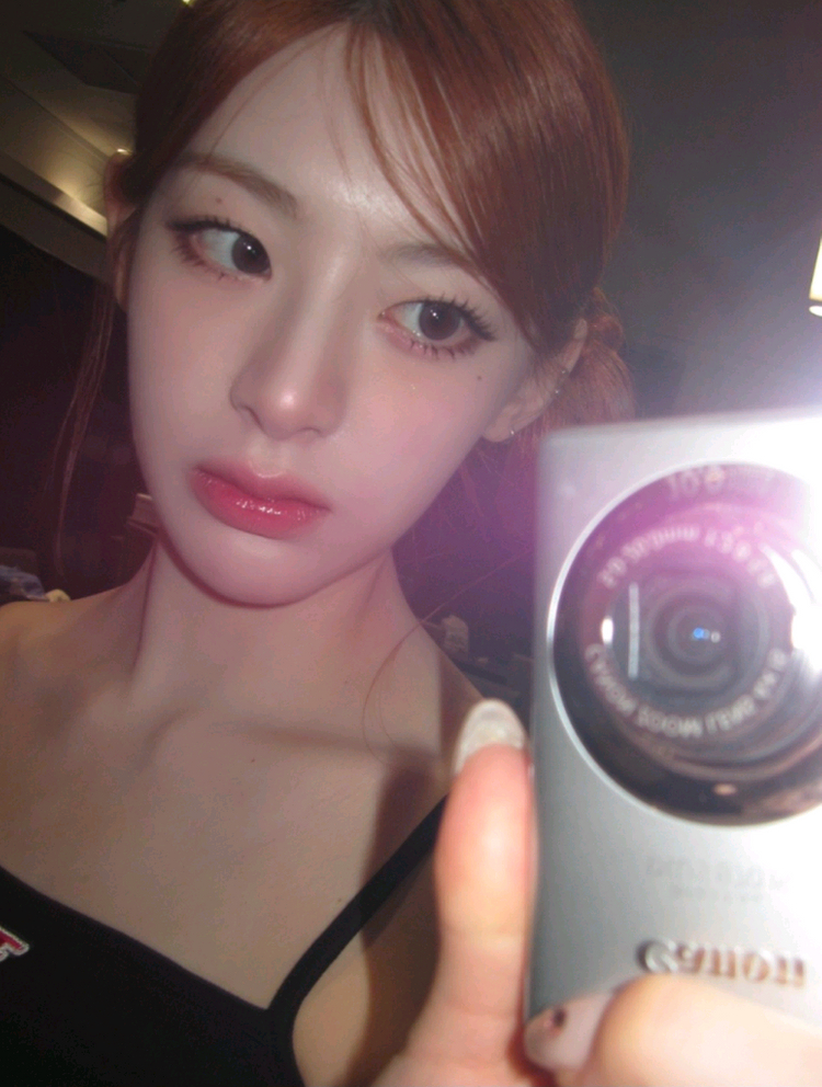 스테이시 세은,아이돌,인플루언서 핫템) 캐논 익서스 870IS / 빈티지 감성 디카 이미지