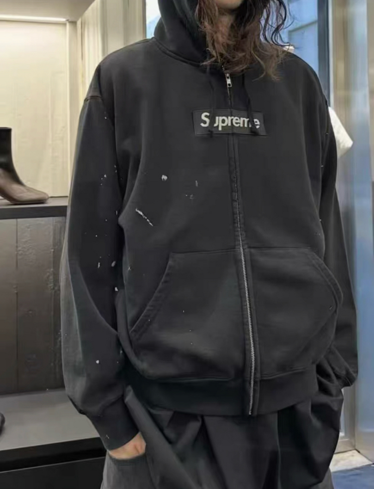 슈프림 x 메종 마르지엘라 MM6 후드집업 이미지