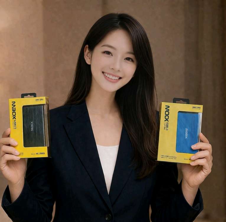 외장하드 대용량 1TB USB 케이블포함 풀세트 이미지