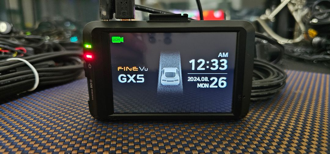 파인뷰 GX5 블랙박스 (32GB, GPS포함) 이미지