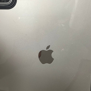 [대구]아이패드 프로 4세대 11인치 256GB 셀룰러 + 애플펜슬 2세대 (전원 버튼 헐거움) 이미지