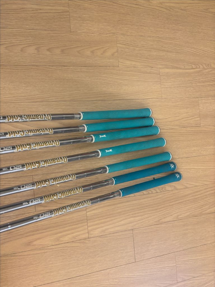 타이틀리스트 T100 3세대 아이언세트 골프채 팝니다. 이미지