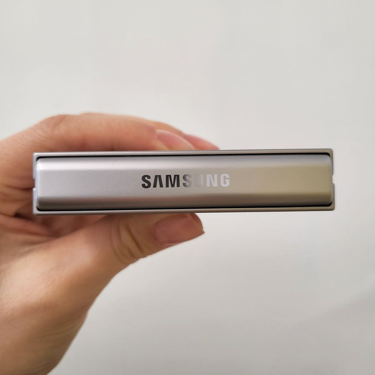 갤럭시 Z플립6 / S급 / 12-46 이미지