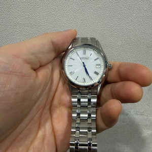 세이코 sbtm 357 솔라시계입니다 이미지