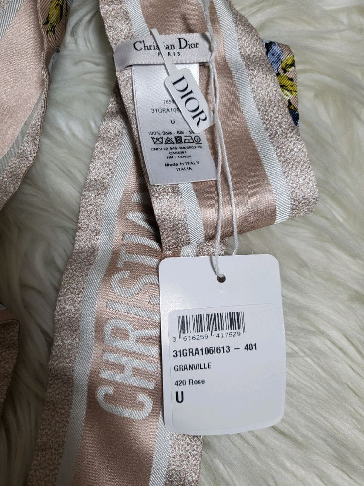 디올 미차 스카프 그랑빌 미차 로즈드방 블루 실크 트윌 이미지