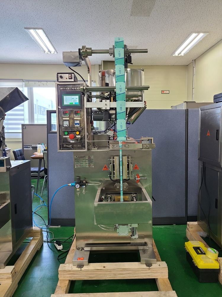 액상삼면포장기, 액상스틱포장기 이미지