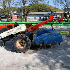 대동경운기 10마력 밧데리키시동 로타리 면세유 됩니다. 이미지