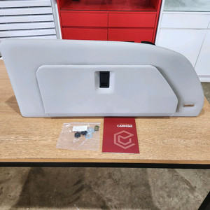 카니발 4세대 스페이스큐브 윈도우백 이미지