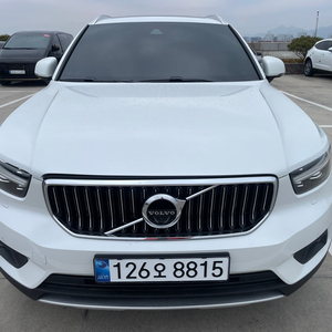 XC40 B4 인스크립션 중고차 20년10월 21년형 24755km 흰색 베이지시트 완전무사고 이미지