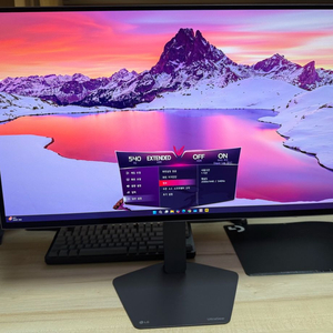 27인치 OLED 게이밍 모니터 LG 27GX790B 사용시간 1시간 이미지