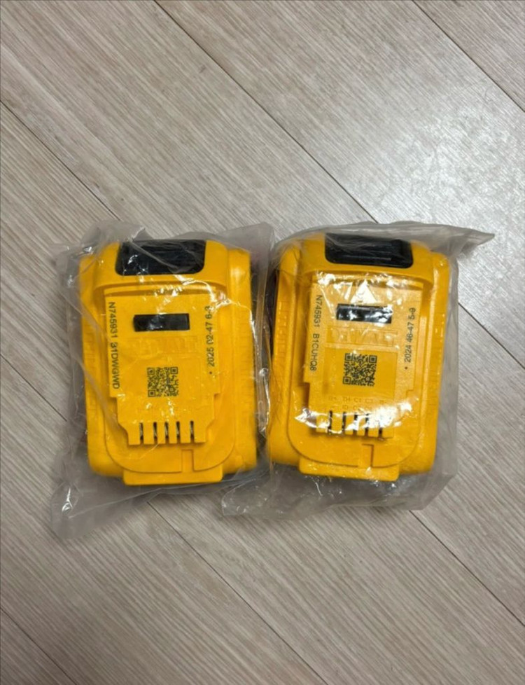 디월트 20V MAX XR 5Ah 배터리 1개/DCB184 이미지