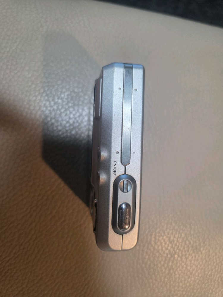 카시오 디지털 카메라 팝니다 충전기x EXZ50 본체만 이미지