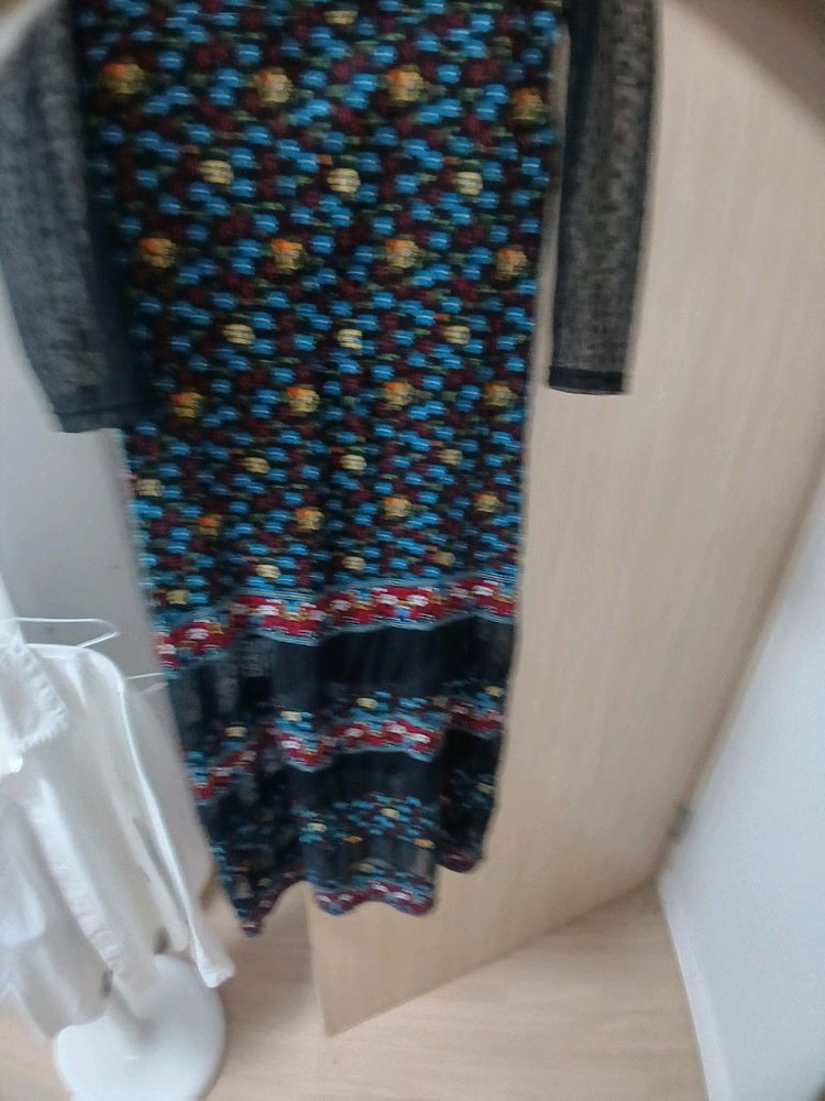 마쥬 성유리 플로럴 패턴 롱 원피스 이미지