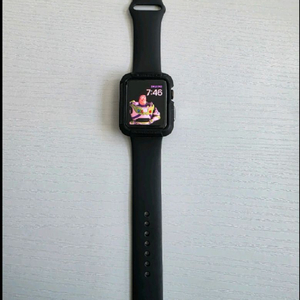 애플워치3 팔아요 42mm이 이고 성능 아주 좋고 배터리 성능 90프로 입니다 이미지
