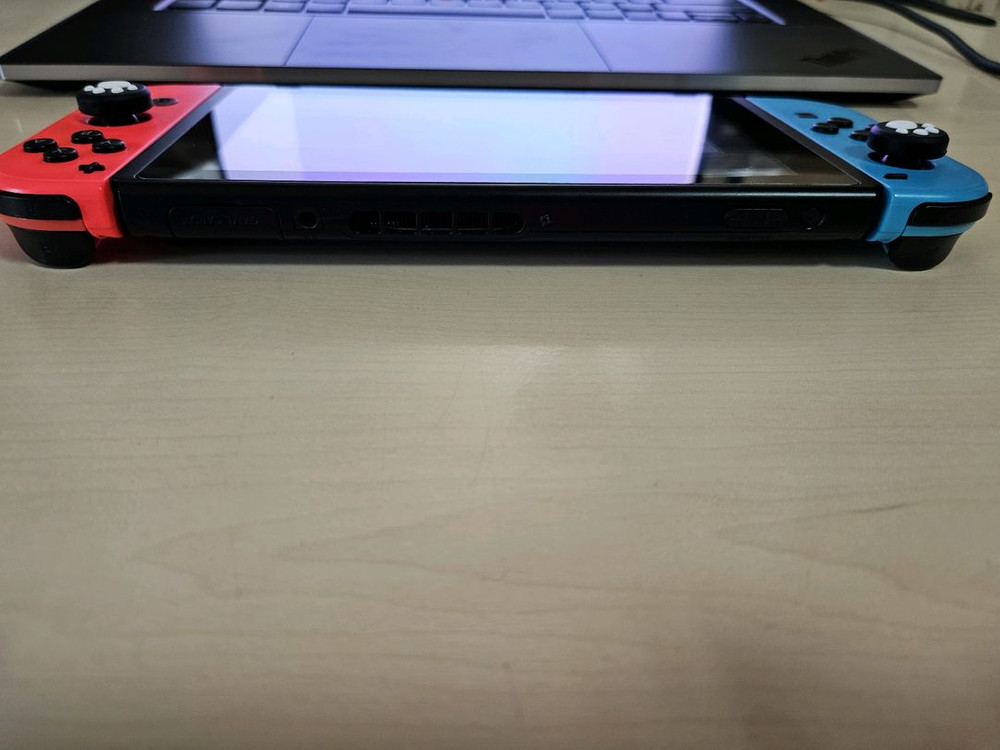 닌텐도 스위치 배터리 개선판 커펌 512gb 급처합니다!! 이미지