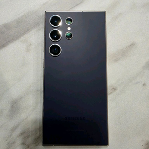 갤럭시 s24울트라 1tb 자급제 + 케이스티파이 케이스 3개, 쿨거 시 네고가능 이미지