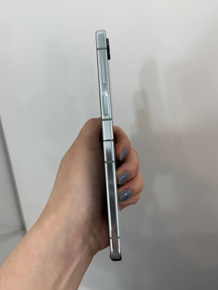 무잔상)갤럭시Z플립5 민트 512GB Y1729 이미지