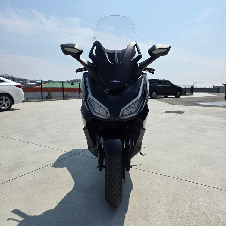 혼다 포르자350 25년 2만 깔끔한 배달세팅 바이크 판매합니다. 이미지