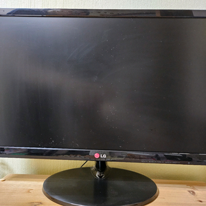 LG IPS 23인치 모니터 (DVI 케이블+어댑터 풀셋) - CCTV/서브용 이미지