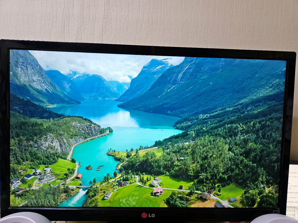 LG IPS 23인치 모니터 (DVI 케이블+어댑터 풀셋) - CCTV/서브용 이미지