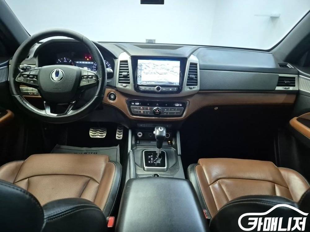 [KG모빌리티(쌍용) ]렉스턴 스포츠 칸 디젤 2.2 4WD 프로페셔널 S (5인승) #4월특가 이미지