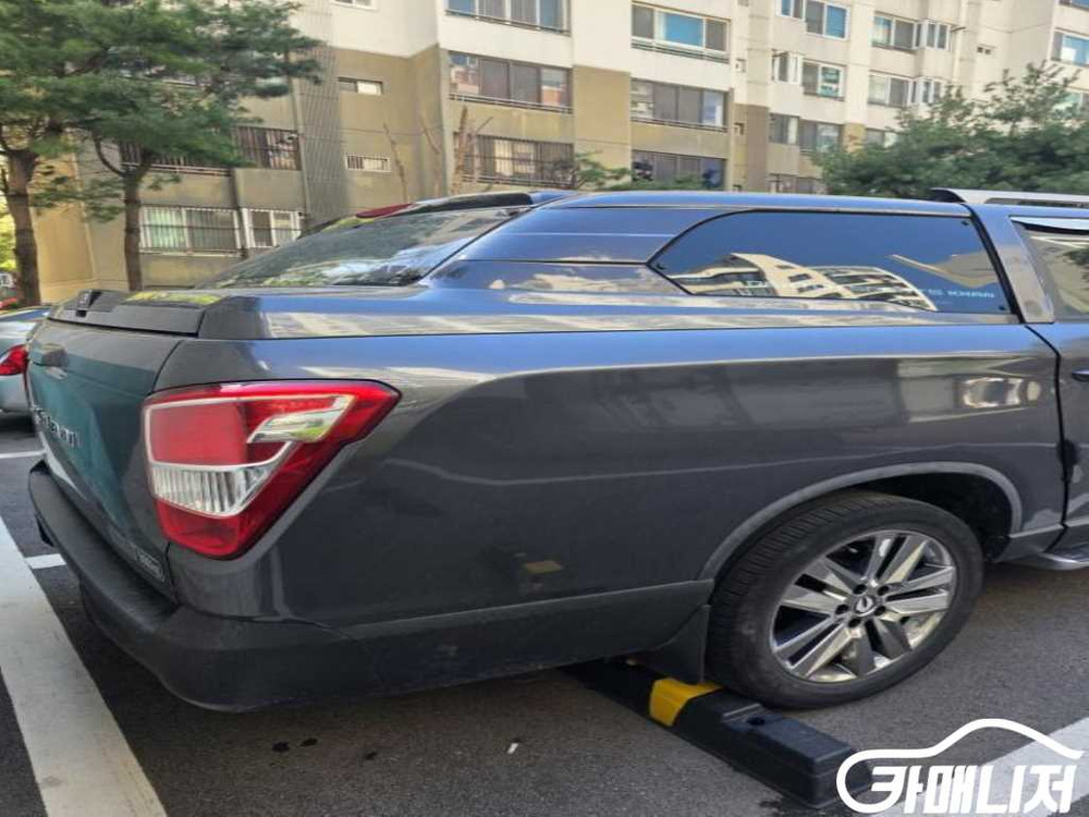 [KG모빌리티(쌍용) ]렉스턴 스포츠 칸 디젤 2.2 4WD 5링크 프레스티지 스페셜 #4월특가 이미지