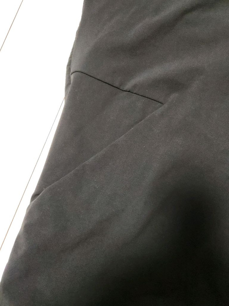 아디다스 ZNE 우븐 후드 바람막이 자켓 FL3989 블랙 사이즈105 xl사용감 거의 없이 깨끗해요로고 갈라짐 살 이미지