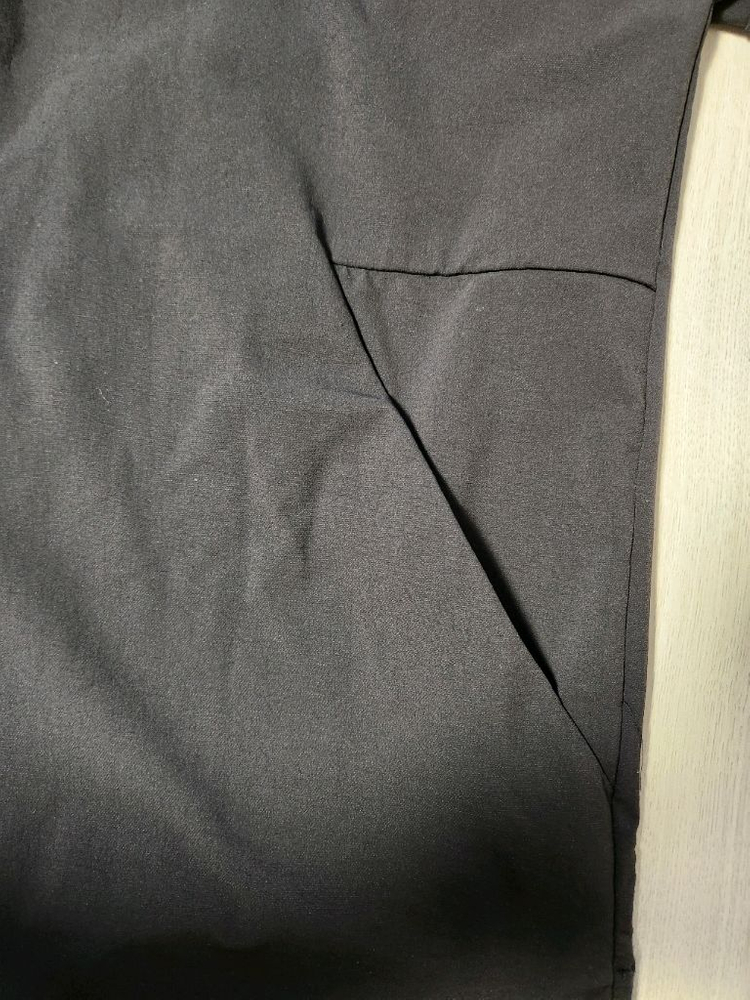 아디다스 ZNE 우븐 후드 바람막이 자켓 FL3989 블랙 사이즈105 xl사용감 거의 없이 깨끗해요로고 갈라짐 살 이미지