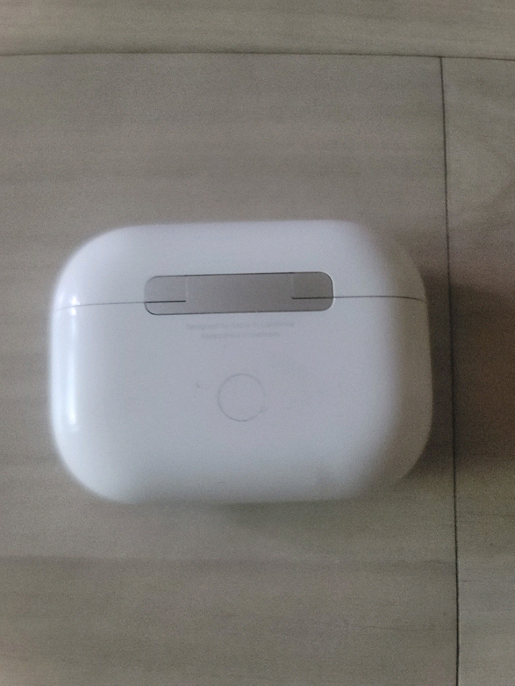 무선 이어폰 프로 2세대 이미지