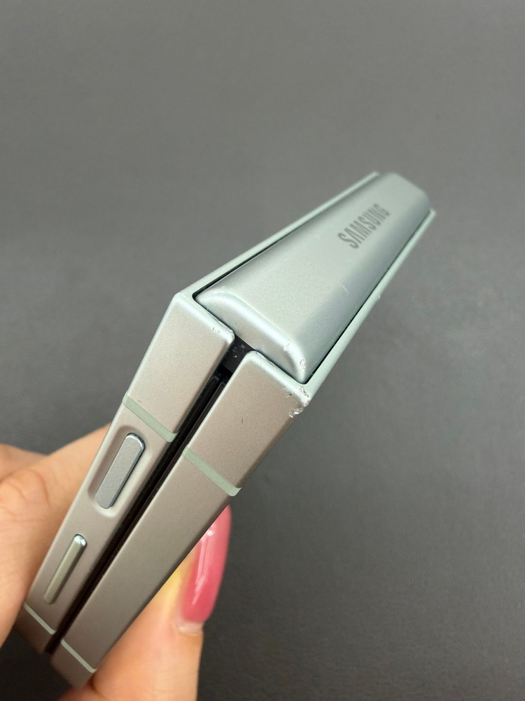 [대전 중고폰] 갤럭시 Z플립6 256GB 민트 / 특AAA급 / 실물촬영 / 매장운영 094657 이미지