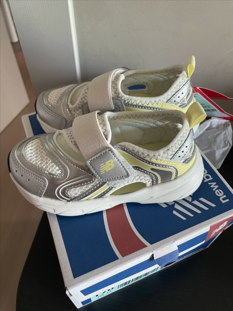 (새상품) 뉴발란스 프리들x 170사이즈 이미지