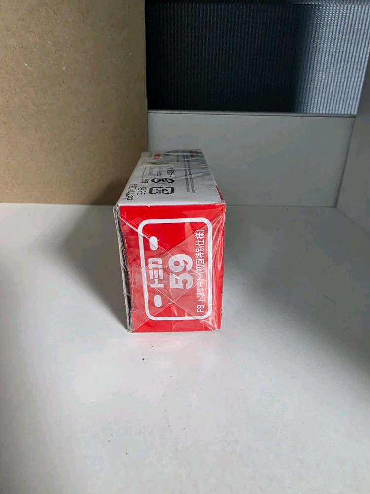토미카 페라리 f8 트리부토 (초회특별사양)판매 이미지