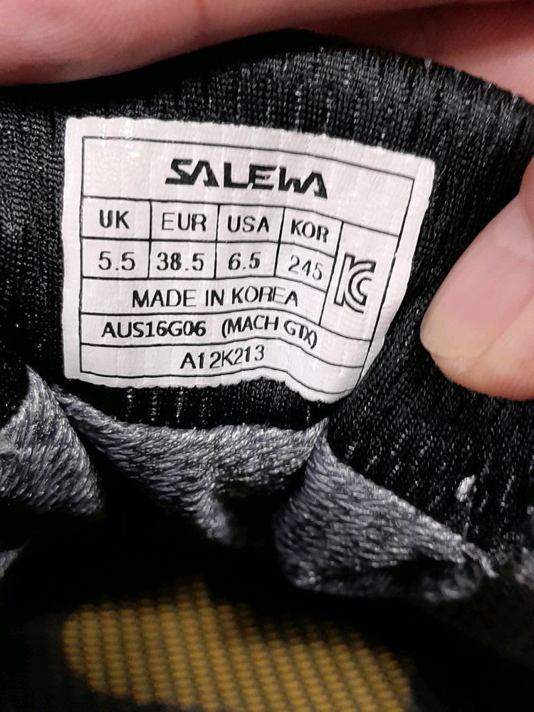 살레와트레킹화등산화여성245미리 이미지