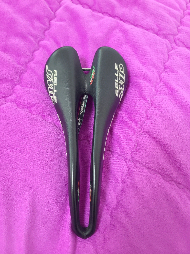 셀레 SMP 스트라토스 안장 이미지