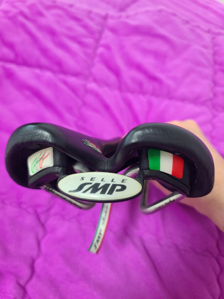셀레 SMP 스트라토스 안장 이미지