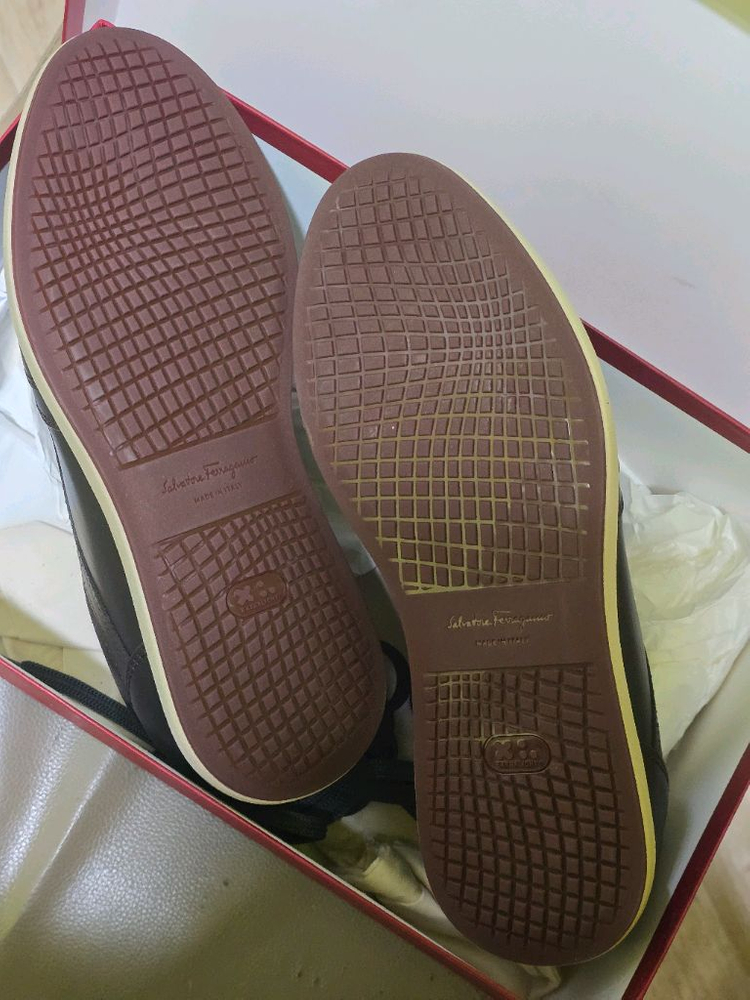 페라가모 남성 가죽 스니커즈 이미지