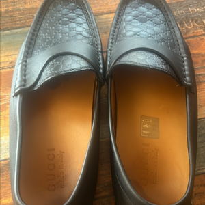 구찌 로퍼 이미지