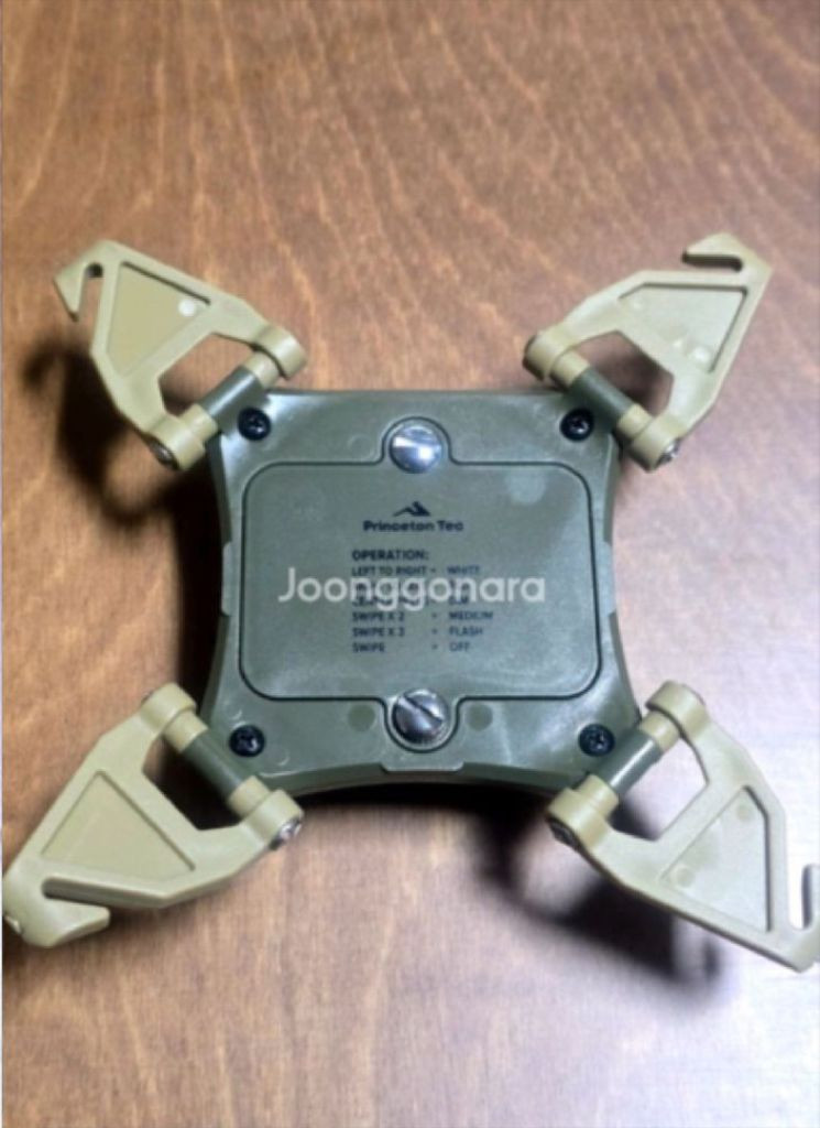 미국 프린스톤텍 헬릭스 캠핑 랜턴 V 300 루멘 Princeton Tec Helix Lantern (V) 택티컬 이미지