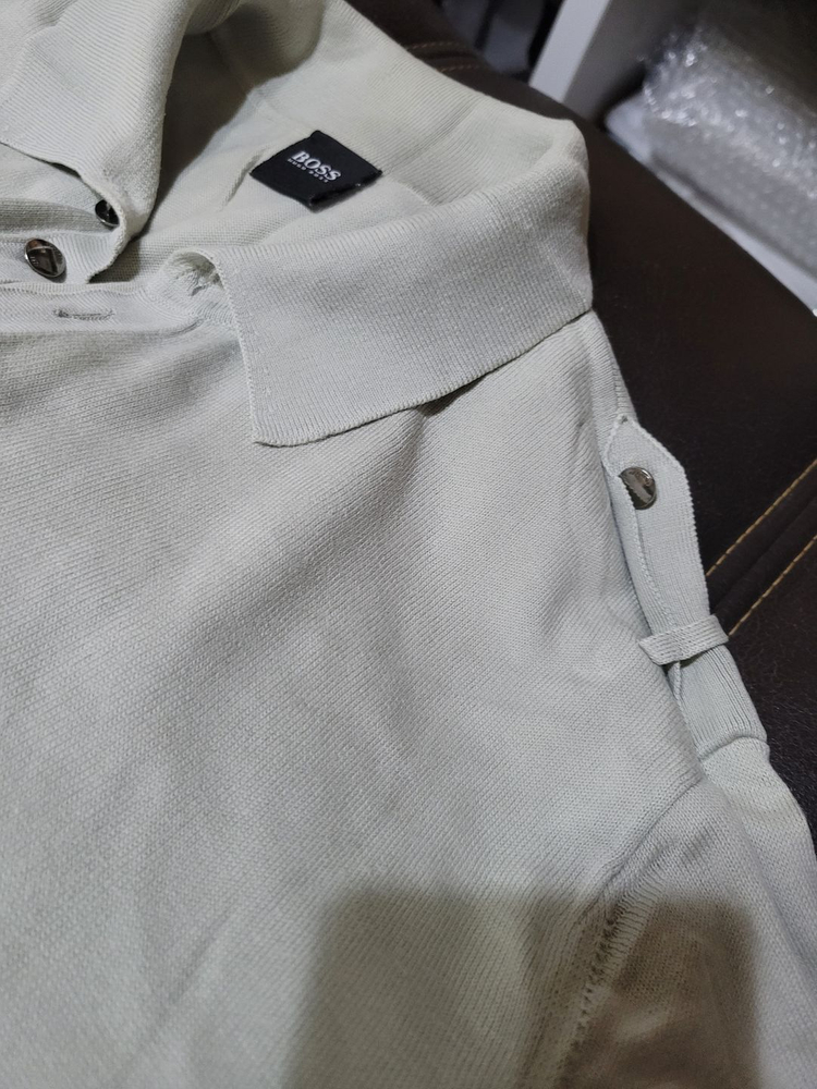 휴고보스(HUGO BOSS) 니트 반팔 카라티 M사이즈(실측M~작은L) 사용감있지만 양호 폴로 빈폴 헤지스 이미지